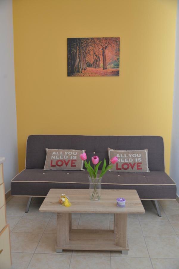 Apartmán River House Fully Renovated & Equipped 10' From Dt Potamós Exteriér fotografie
