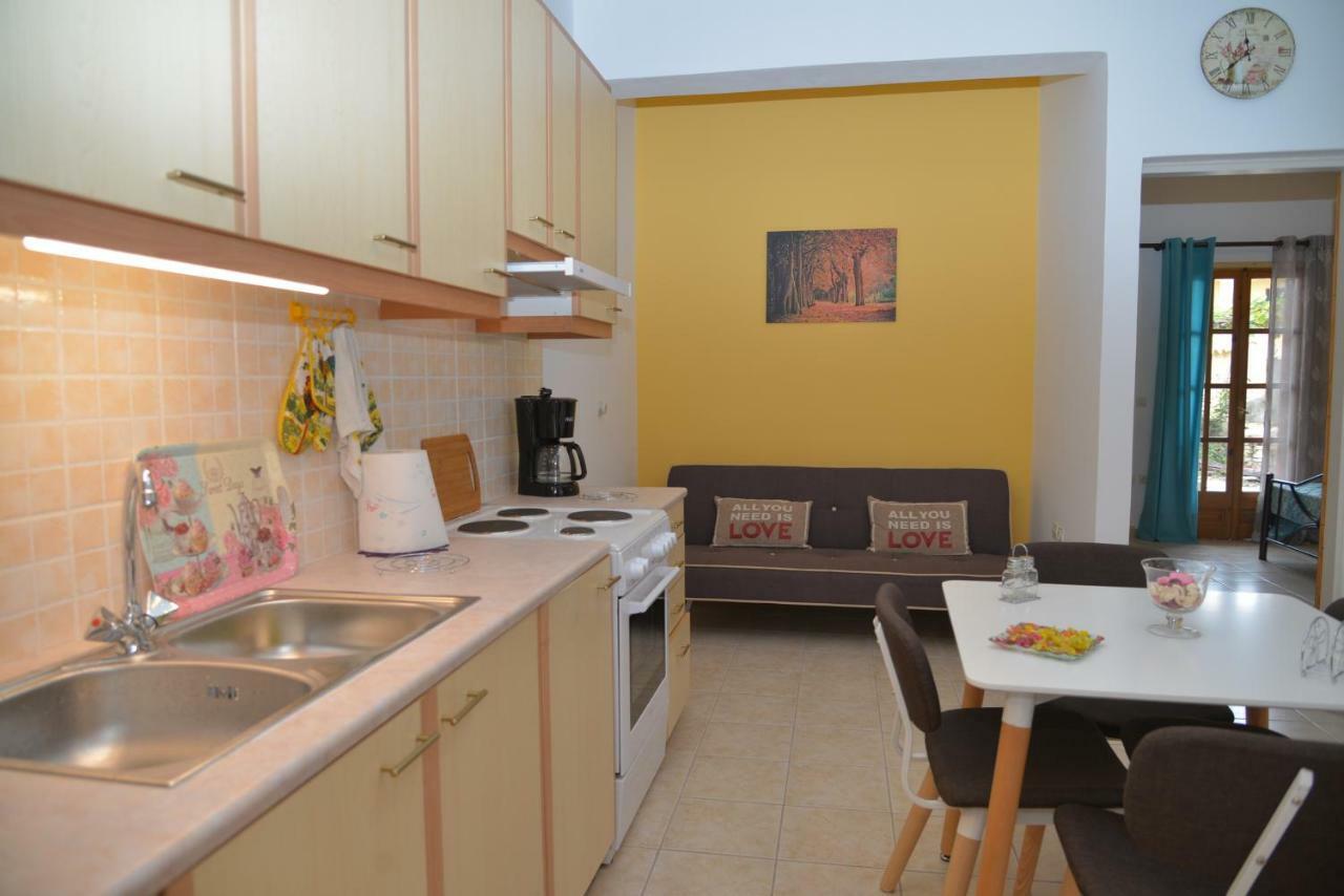 Apartmán River House Fully Renovated & Equipped 10' From Dt Potamós Exteriér fotografie