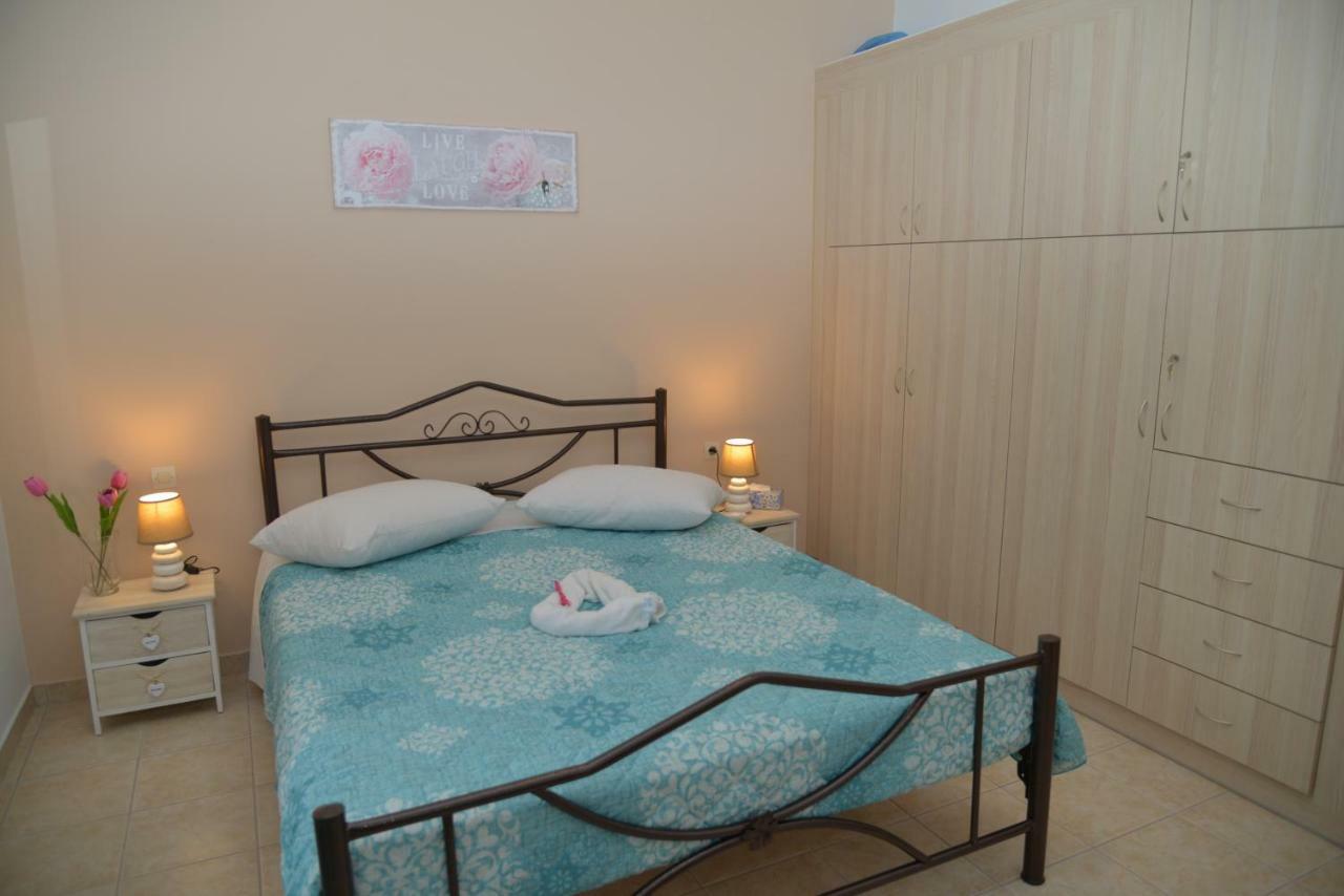Apartmán River House Fully Renovated & Equipped 10' From Dt Potamós Exteriér fotografie